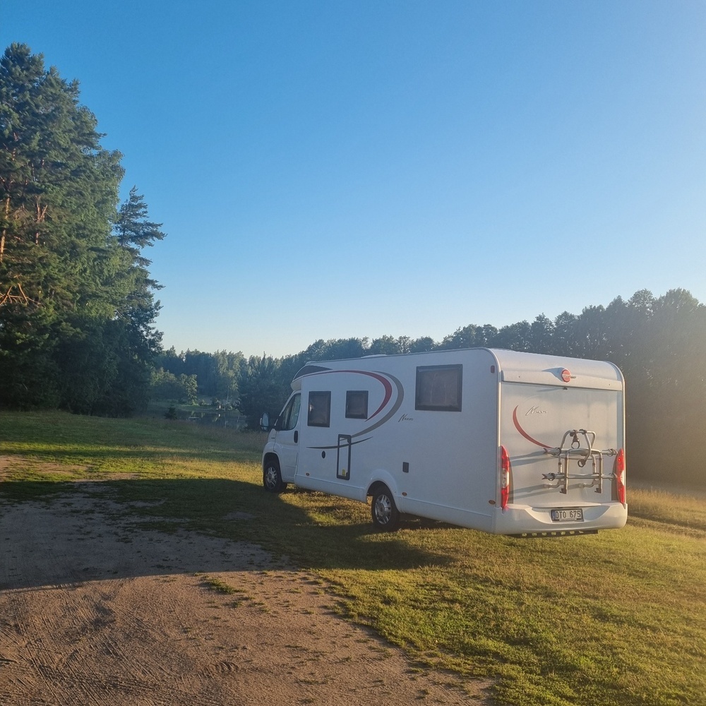  Brevens Bruk, Parkeringsplats: Röda Sand 