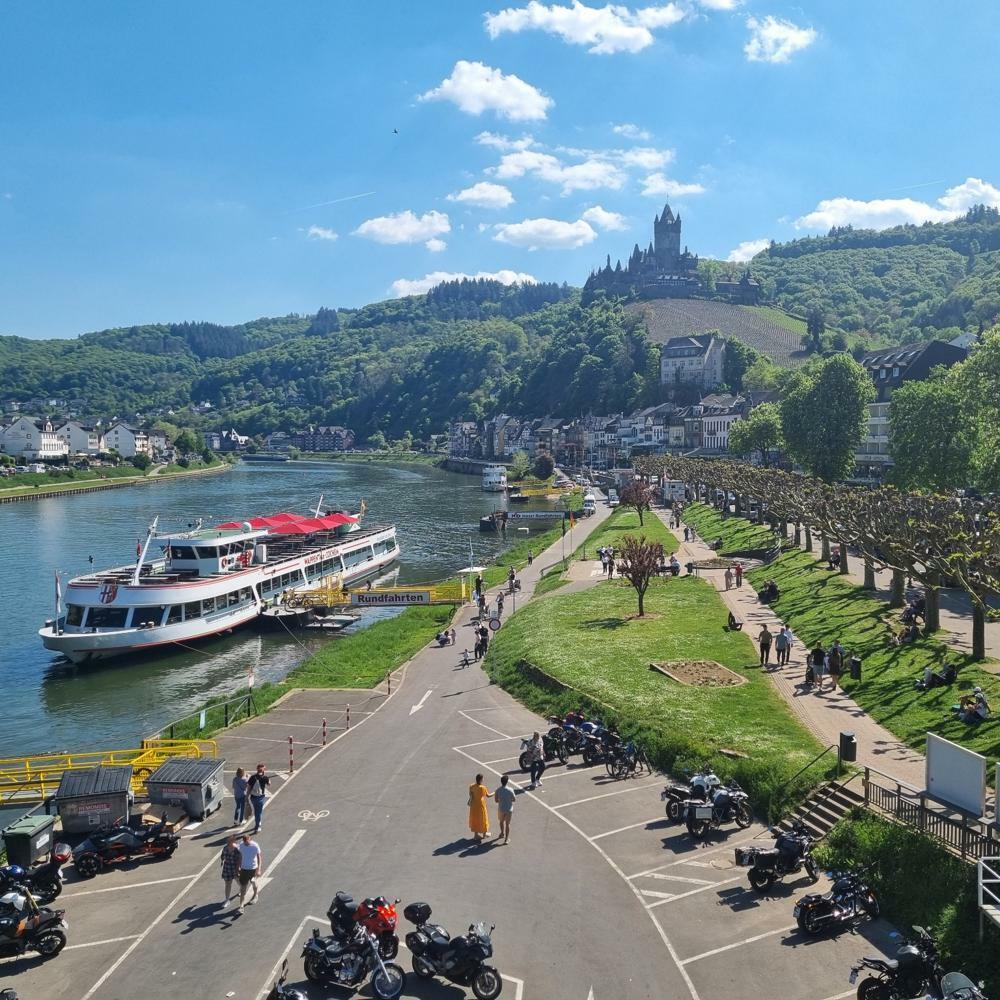  Ernst , Ställplats: Wohnmobilstellplatz Ernst 