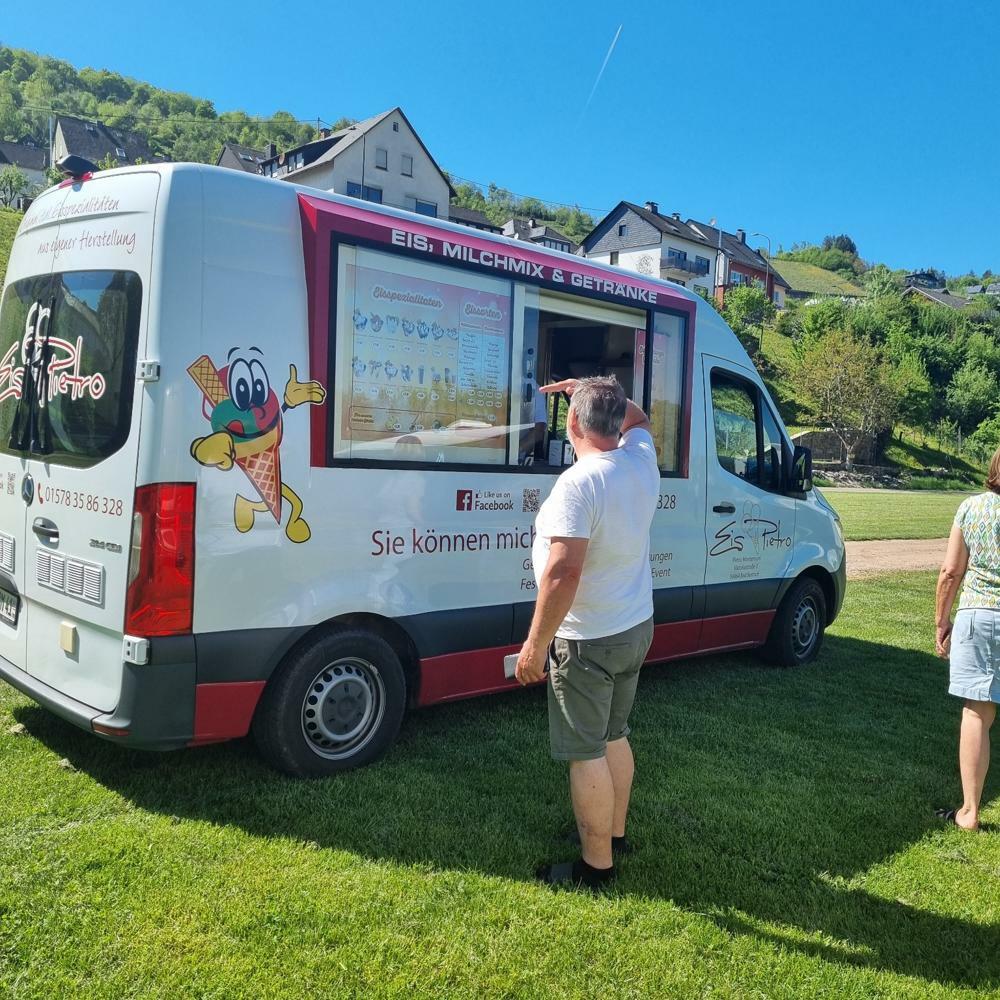  Reil , Ställplats: Wohnmobilstellplatz Reil 