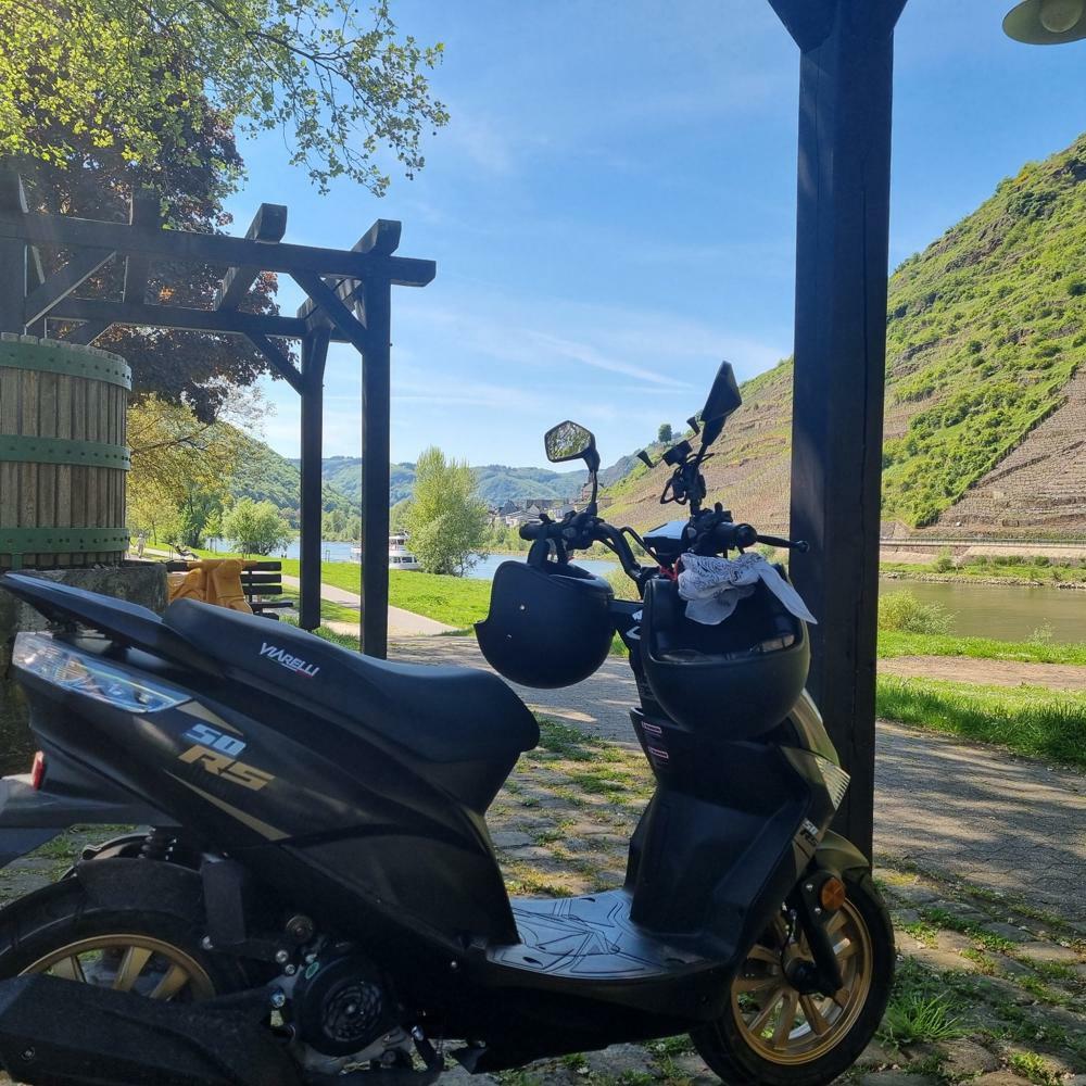  Ernst, Ställplats: Wohnmobilstellplatz Ernst 