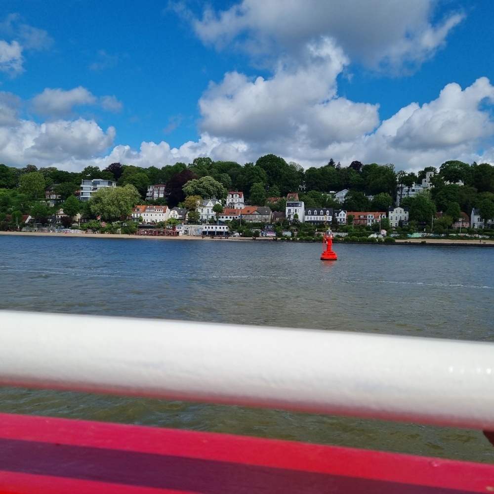  Hamburg , Ställplats: Wohnmobilstellplatz Elbepark Bunthaus 