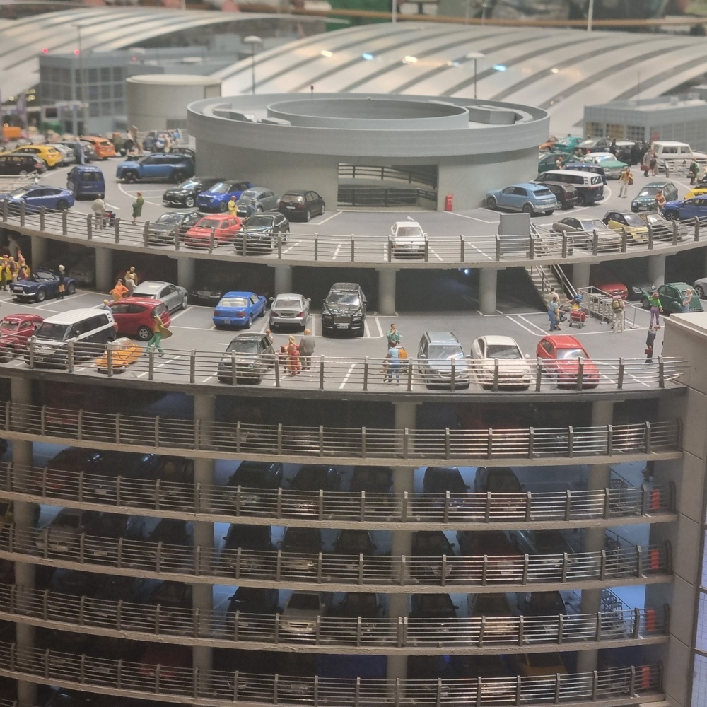  Hamburg , Ställplats: Wohnmobilstellplatz Elbepark Bunthaus 