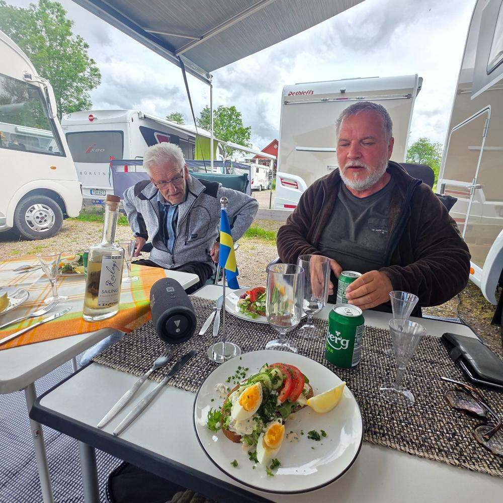  Sjötorp, Ställplats: Sjötorps gästhamn 