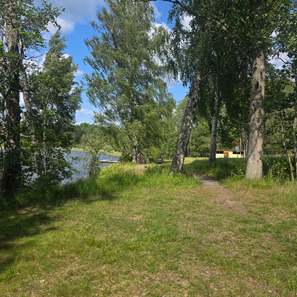  Brevens Bruk, Parkeringsplats: Röda Sand 