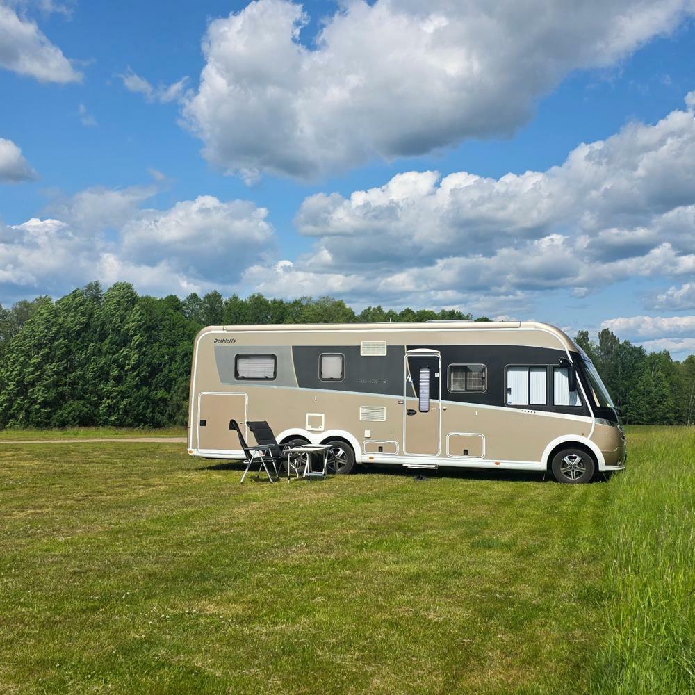  Brevens Bruk, Parkeringsplats: Röda Sand 