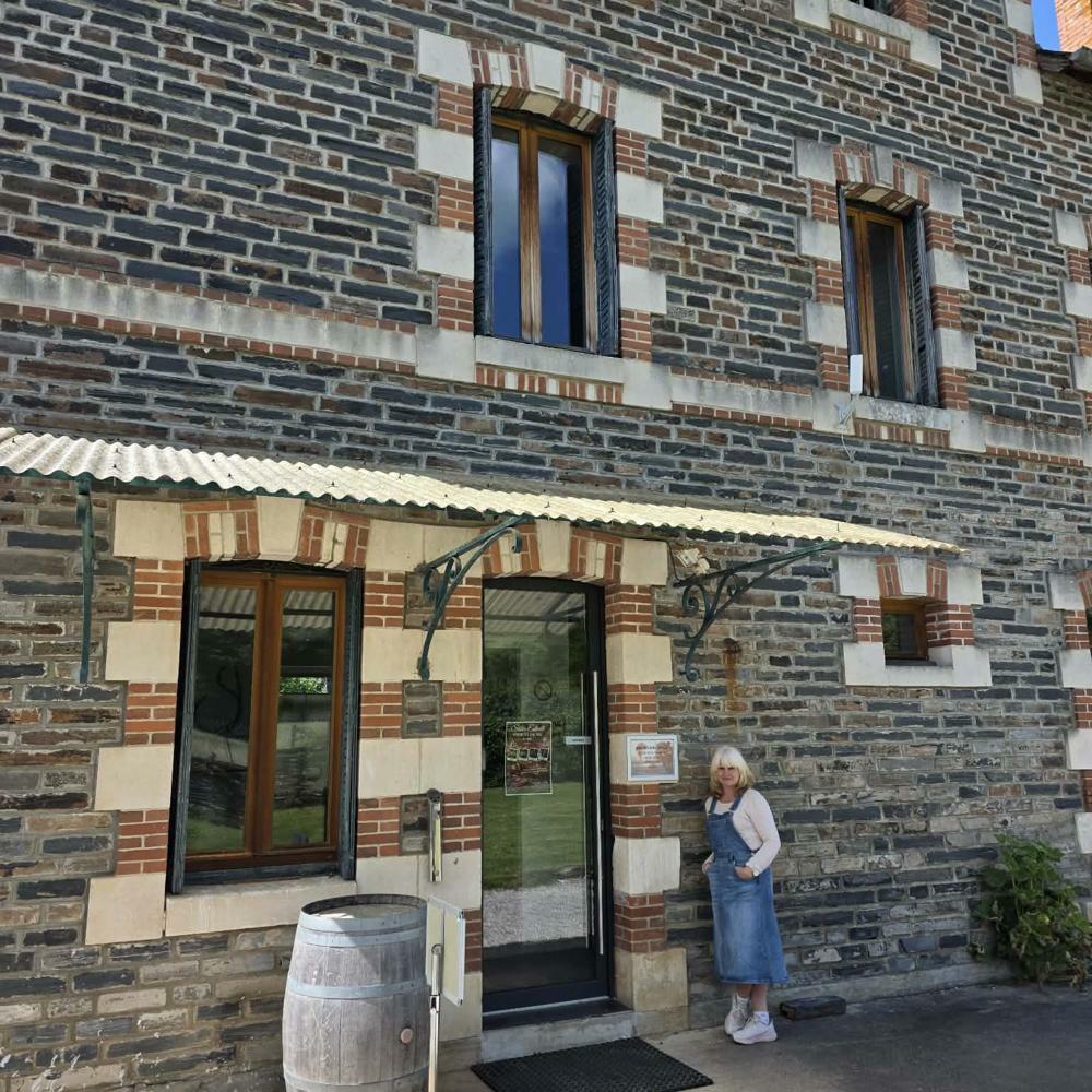  Allassac, Ställplats: Garavet rive de Vézére 