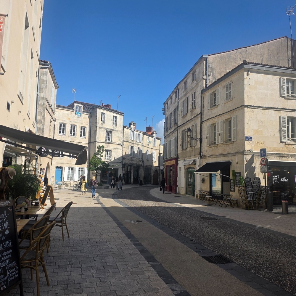  La Rochelle, Ställplats: Aire Camping Car Port Neuf 
