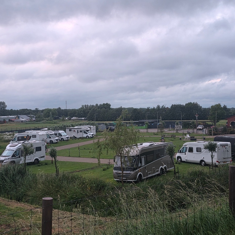  Purmerend , Ställplats: The Hidden Valley 